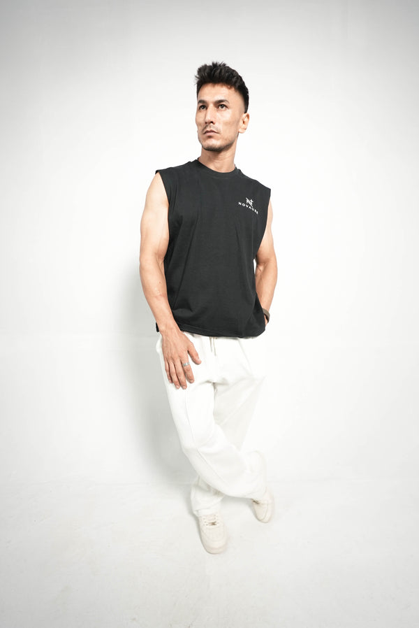 ESSENTIAL BLACK SANDO